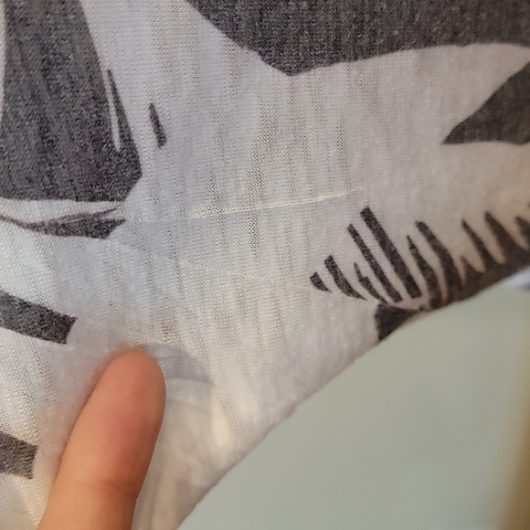 Tryst Foliage Tee - Picture 9 of 16